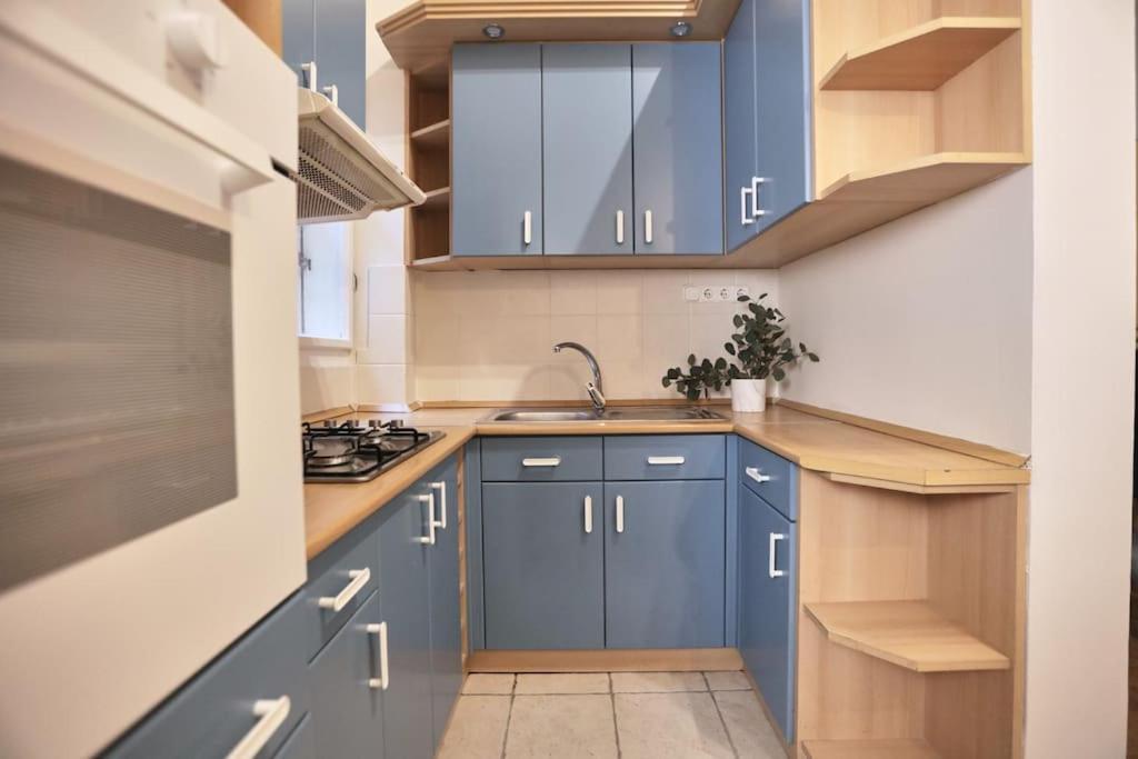 Unwind In Style W Sauna Dsgn 2Br Home Budapešť Exteriér fotografie