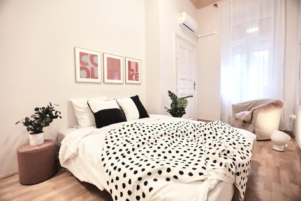 Unwind In Style W Sauna Dsgn 2Br Home Budapešť Exteriér fotografie