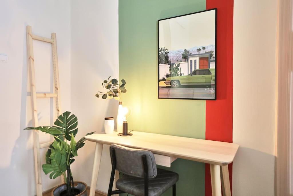 Unwind In Style W Sauna Dsgn 2Br Home Budapešť Exteriér fotografie
